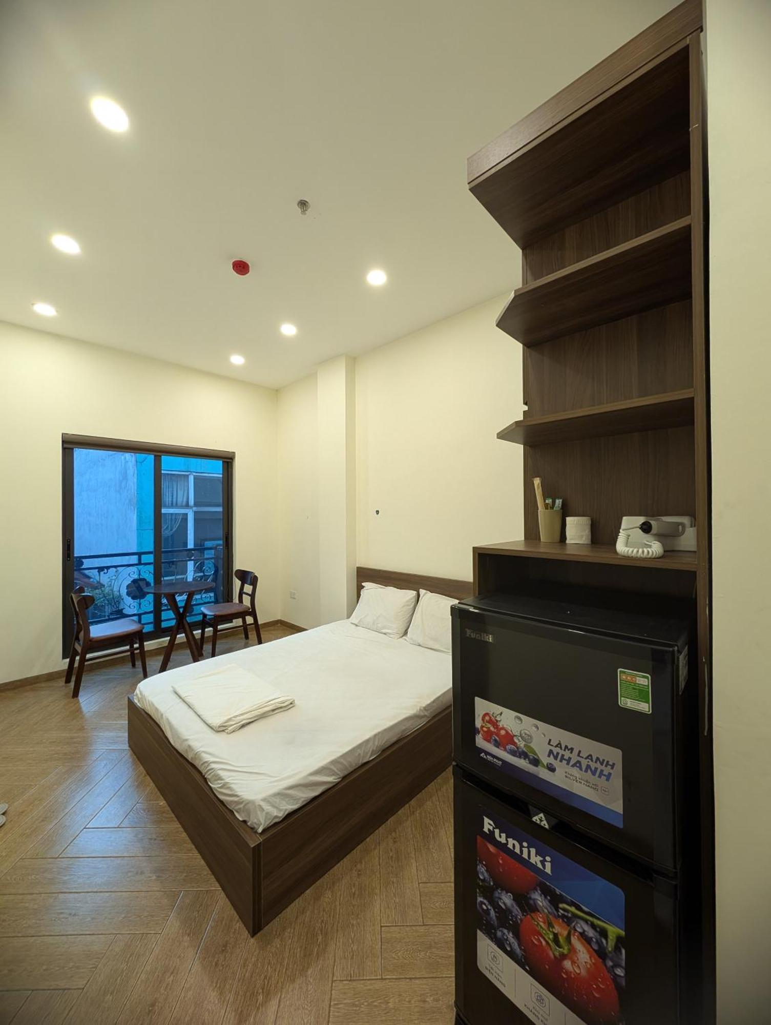 Era Apartment 158 Nguyen Khanh Toan Hanoi Exteriör bild