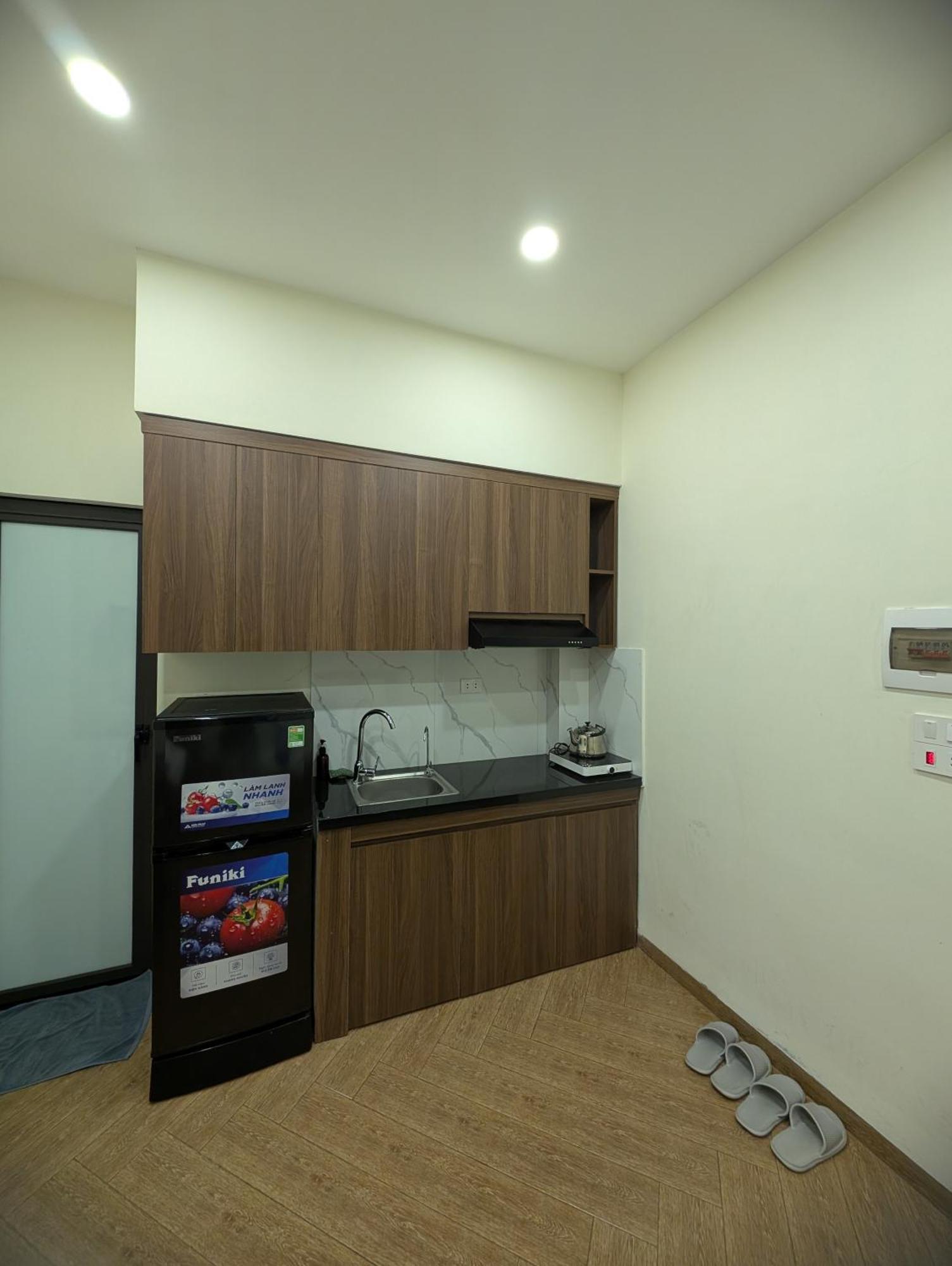 Era Apartment 158 Nguyen Khanh Toan Hanoi Exteriör bild