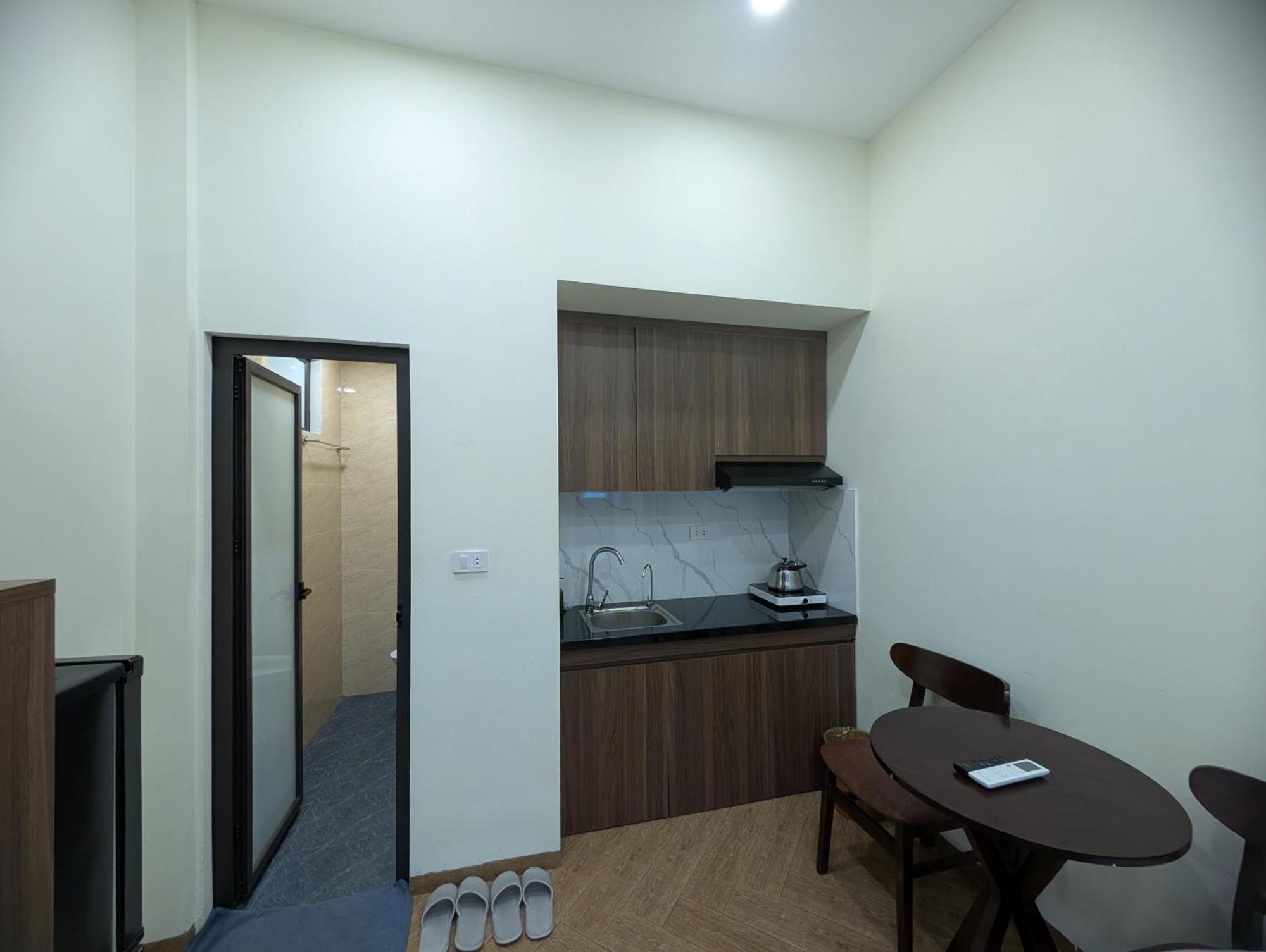 Era Apartment 158 Nguyen Khanh Toan Hanoi Exteriör bild