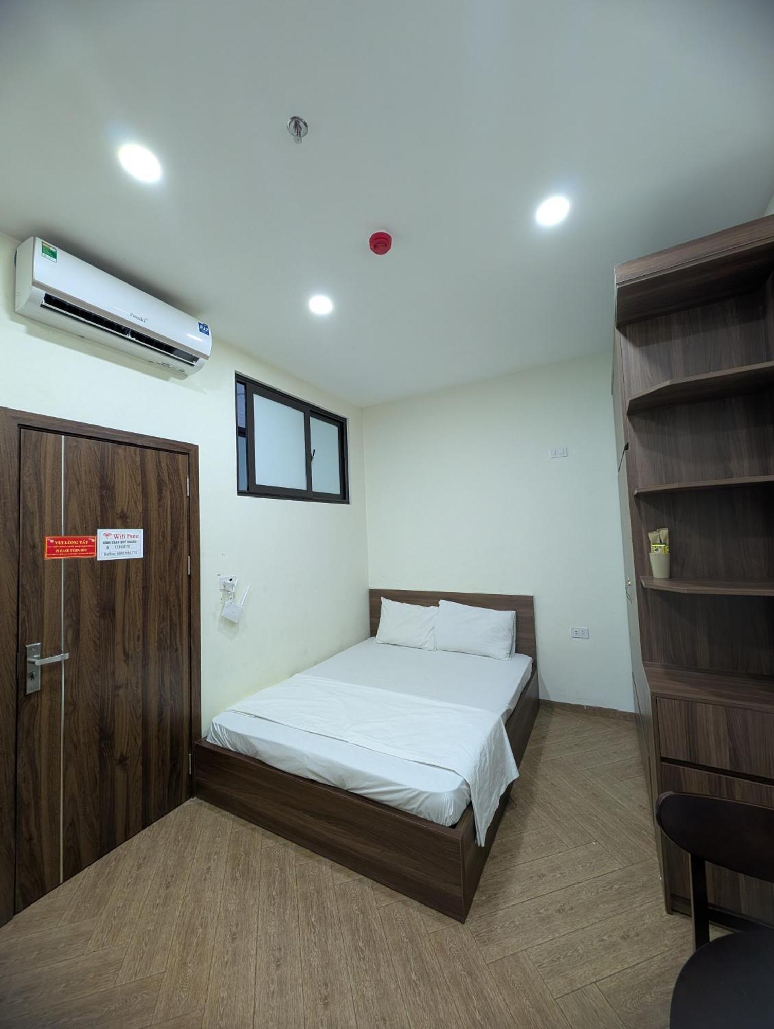 Era Apartment 158 Nguyen Khanh Toan Hanoi Exteriör bild