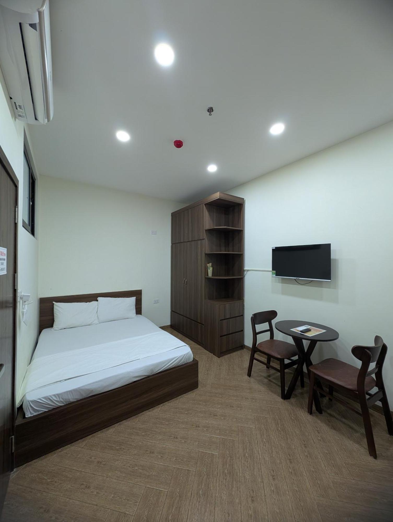 Era Apartment 158 Nguyen Khanh Toan Hanoi Exteriör bild